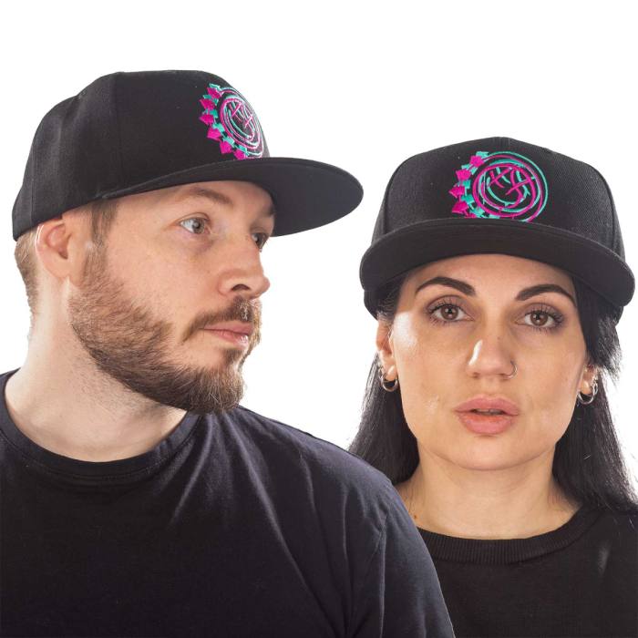 Kapa Snapback Blink-182 - Double Six Arrows Smiley Black 85441