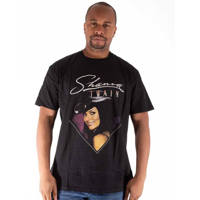Shania Twain Unisex T-Shirt: Vijolična Fotografija (Črna) 115098