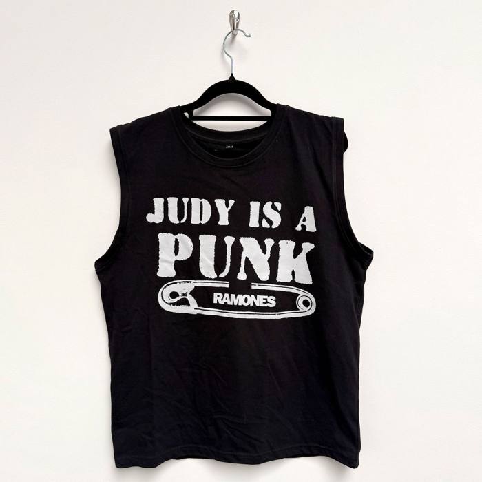 Ramones Unisex Tank T-Shirt: Judy (Črna) 223013